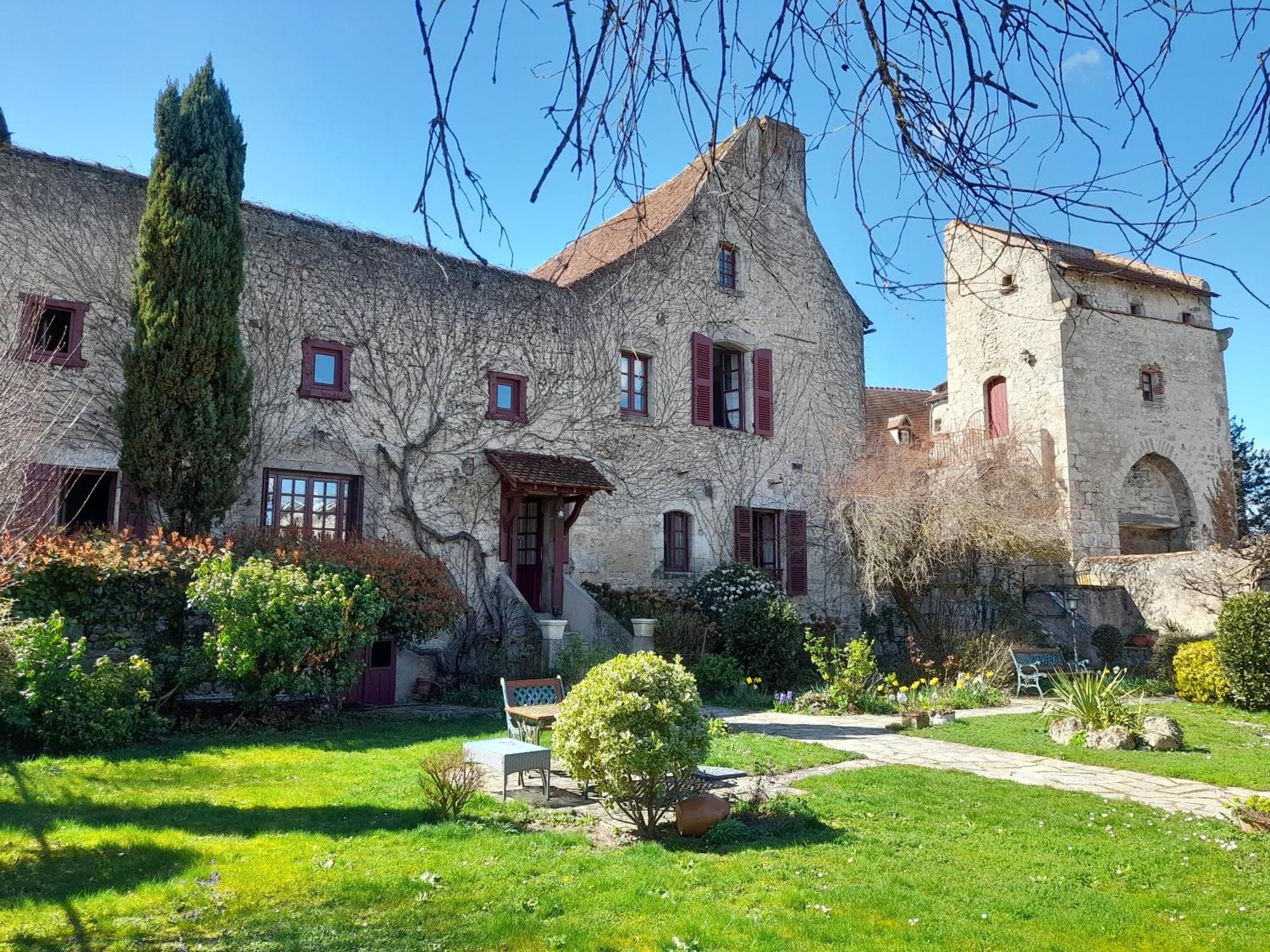 La Maison Du Prince De Conde Charroux-dʼAllier Exterior foto