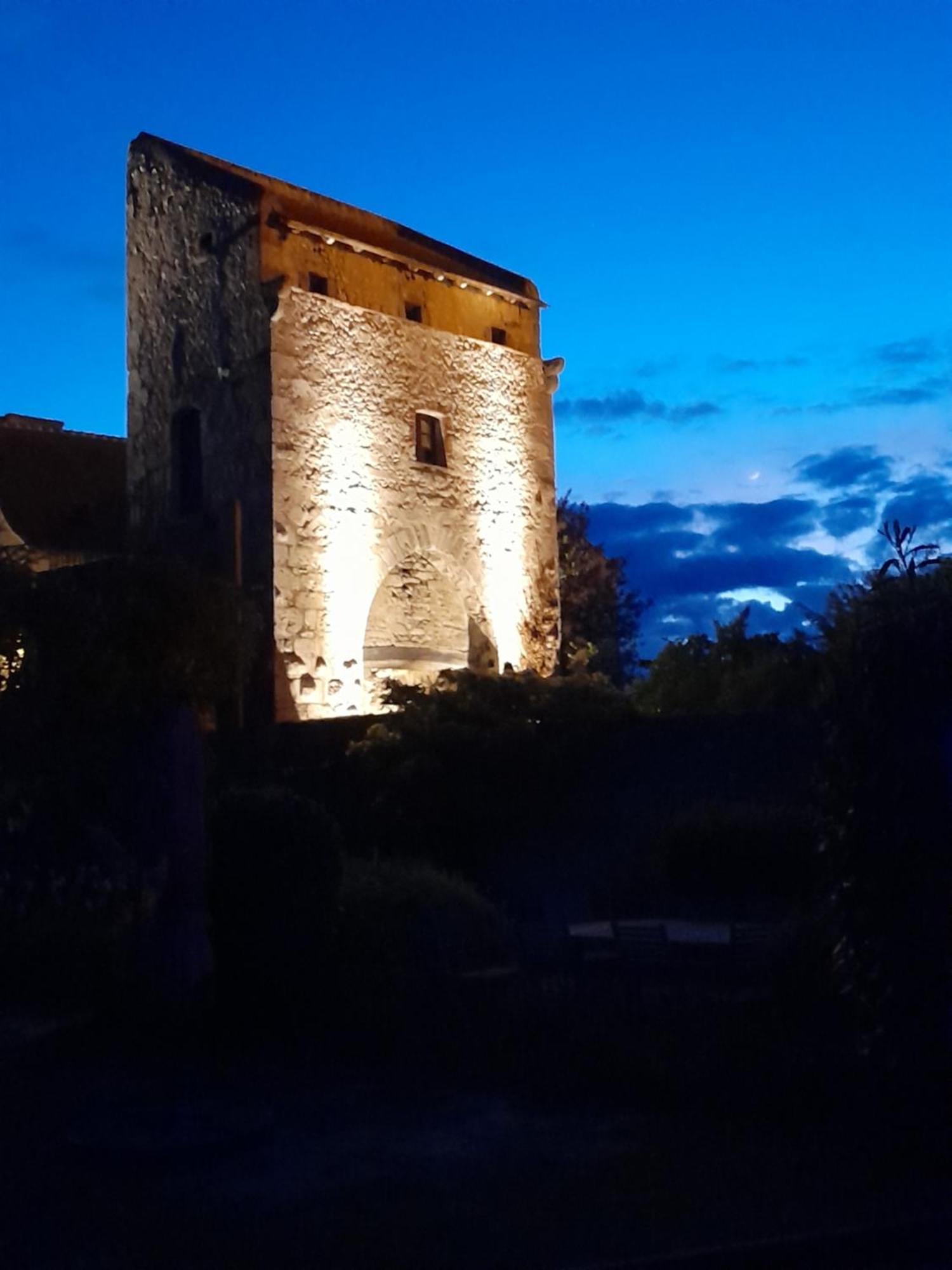 La Maison Du Prince De Conde Charroux-dʼAllier Exterior foto